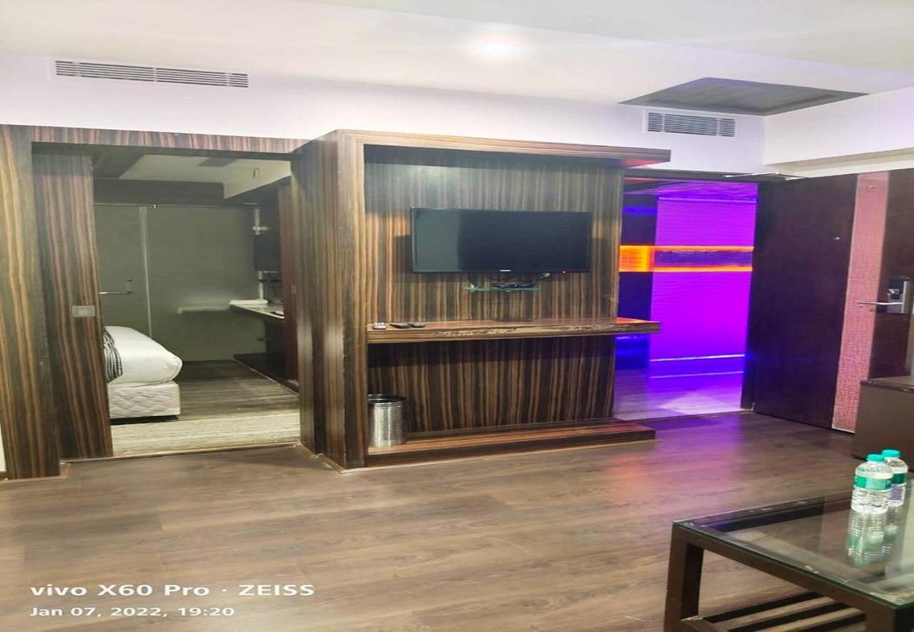 Hotel M Grand チェンナイ エクステリア 写真